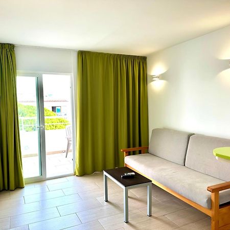 Apartamentos Jet - Adults Only Playa d'en Bossa Ngoại thất bức ảnh