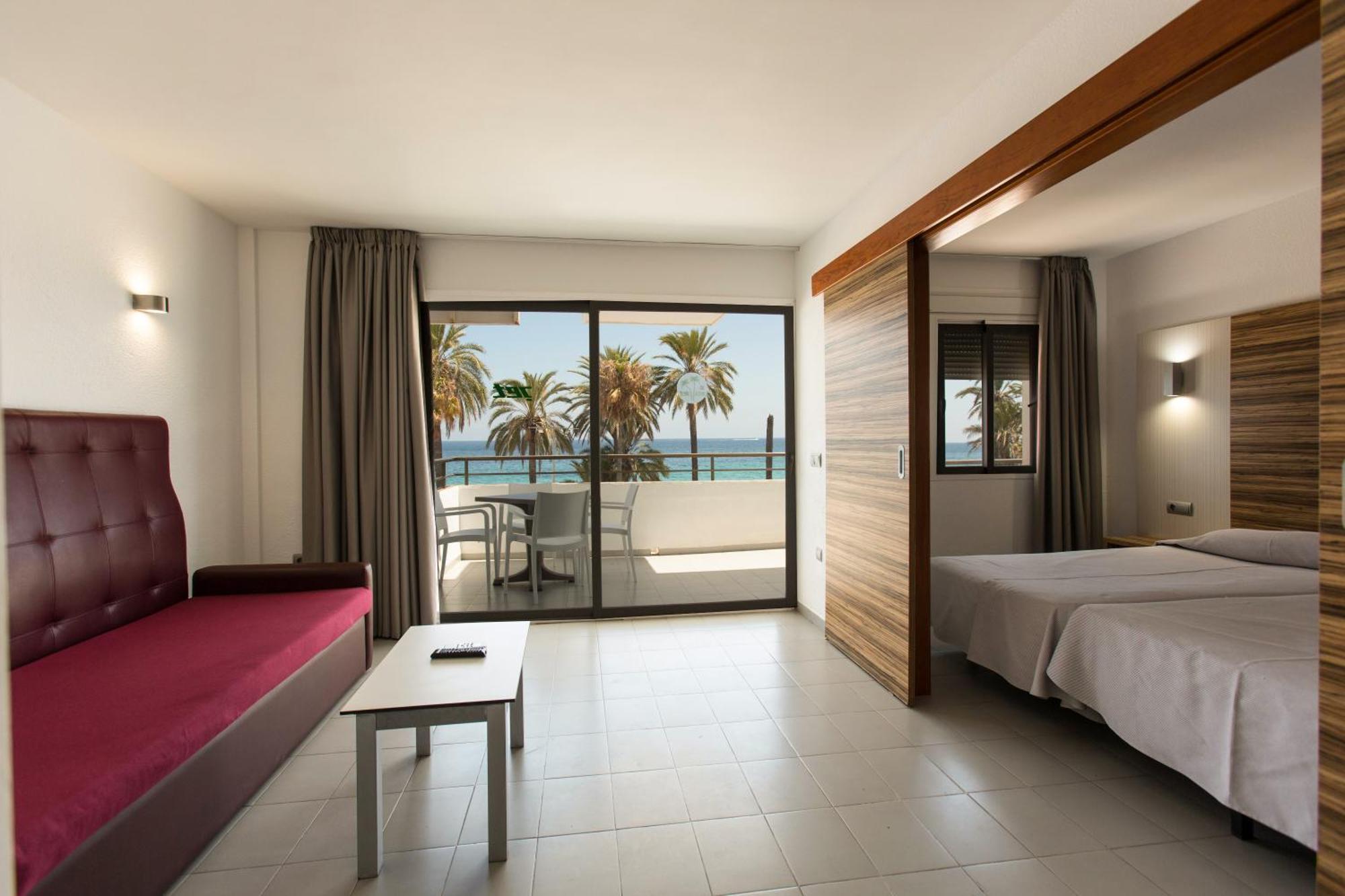 Apartamentos Jet - Adults Only Playa d'en Bossa Ngoại thất bức ảnh